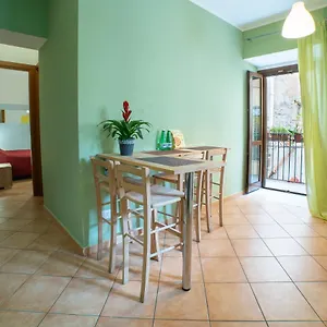 happie-casa.sicilyhotelsitaly.net/