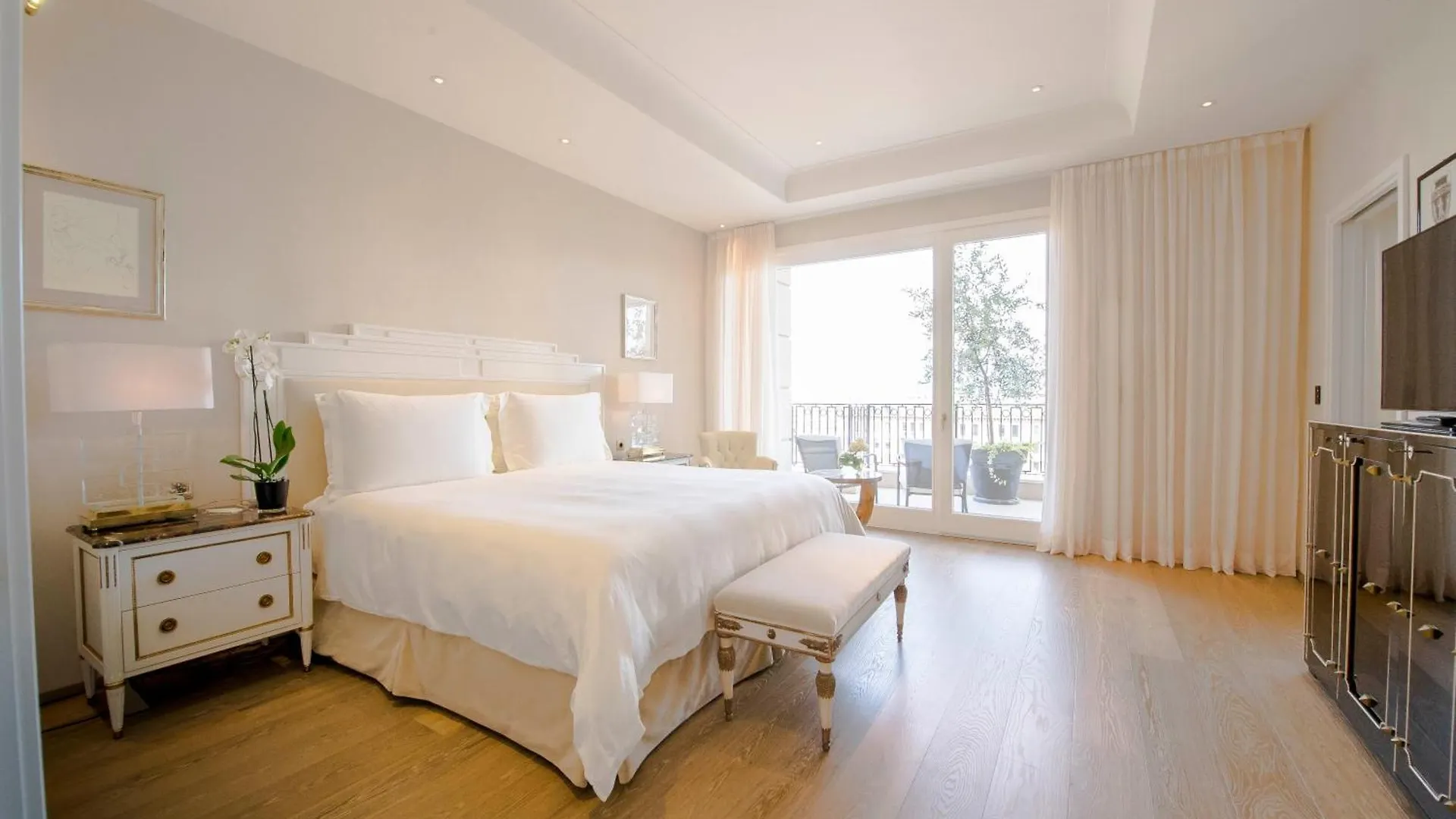 Palazzo Parigi Hotel & Grand Spa - Lhw Milan 5*,