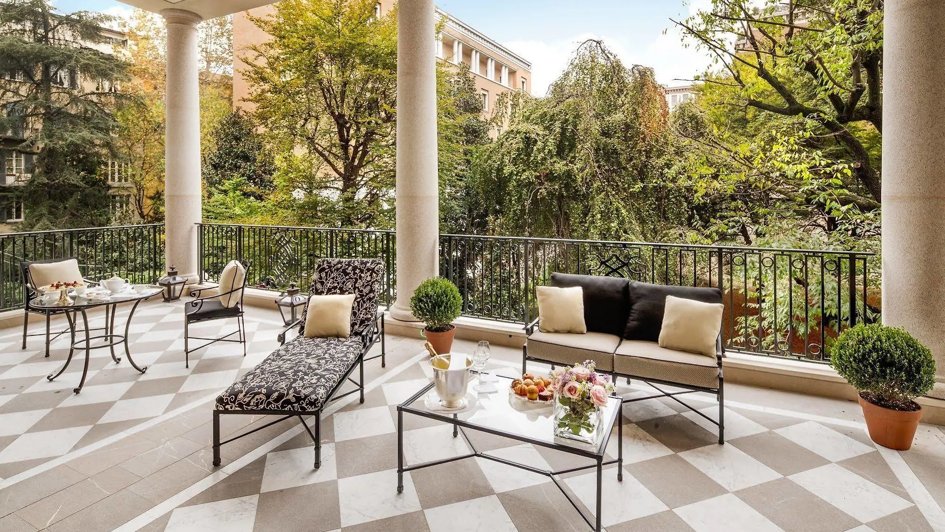 Palazzo Parigi Hotel & Grand Spa - Lhw Milaan 5*,